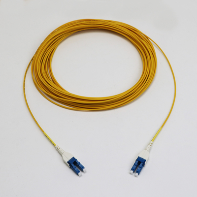 طول کابل 1M LC Uniboot Duplex SingleMode G657.A1 BendInsensitive Zip Duplex 2mm LSZH از دست دادن کم 0.15dB سیم پیچ فیبر