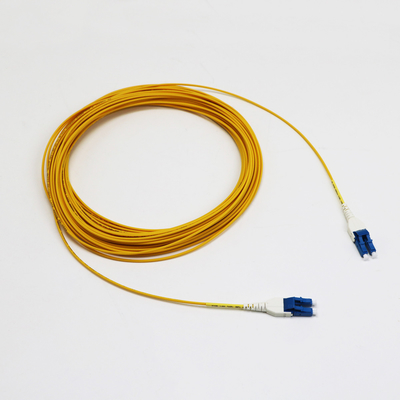 Uniboot LC Fiber Jumper 1M LC UPC به LC UPC تک حالت G657.A1 BendInsensitive 2mm LSZH از دست دادن کم 0.15dB سیم پیچ فیبر